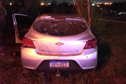 COMPARSA FUGIU: Jovem morre em confronto com a PM após roubar carro na Capital