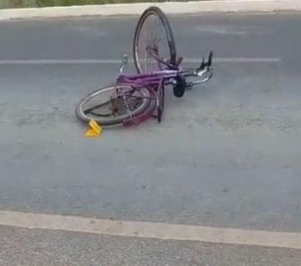 EM BICICLETA: Vídeo – Irmãos são atropelados a caminho da escola na MT-040