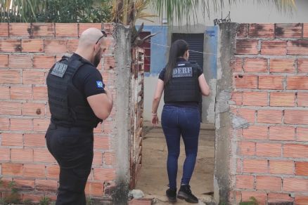 GUERRA ÀS DROGAS: Megaoperação da Polícia Civil prende mais de 100 por tráfico