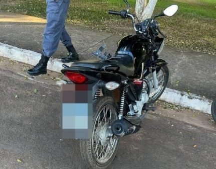 SUSPEITA DE FRATURAS: Idosa é atropelada na faixa de pedestres por menor