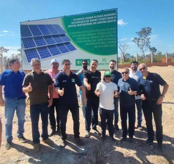 MT:   DESENVOLVIMENTO:    Emanuel Pinheiro acompanha de perto a construção de usina fotovoltaica que será entregue à Cuiabá em breve