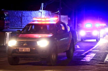 Discussão em bar termina com homem esfaqueado no interior