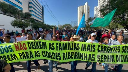 MT:  ACORDO FIRMADO:  Governo garante que projeto não muda regra de aposentadoria dos pescadores