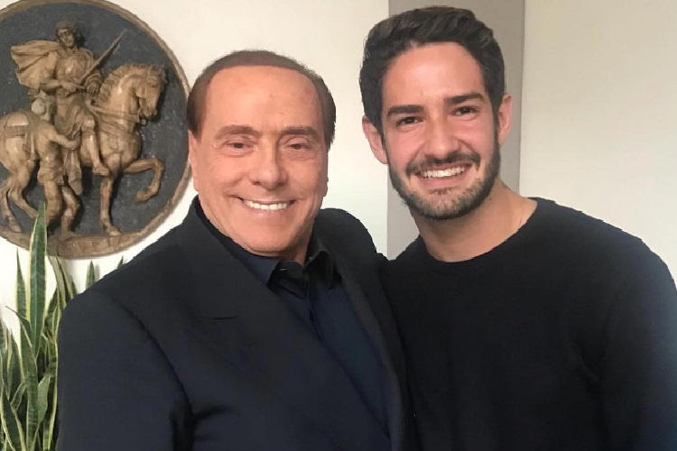 Alexandre Pato lamenta morte do ex-sogro Silvio Berlusconi: “obrigado”