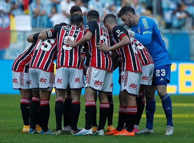 Alan Franco recebe terceiro cartão amarelo no Majestoso e desfalca São Paulo contra o Cuiabá