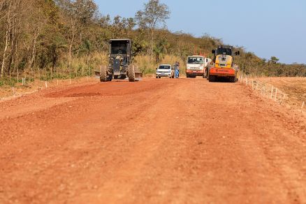 MT:  NO COXIPÓ:  Governo lança licitação para asfaltar Estrada da Ponte de Ferro