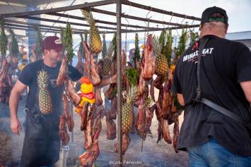 MT:  ISSO É CHURRASCO ON FIRE:  Fernando e Sorocaba realizam festa com carnes nobres em Cuiabá