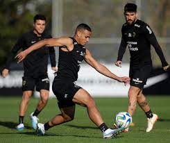 Gabriel Moscardo passa por cirurgia e fica fora de treino do Timão