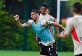 Calleri e Luciano treinam no gramado, e São Paulo inicia preparação para enfrentar o Palmeiras