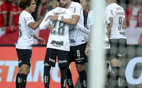 Corinthians x Vitória: veja onde assistir ao jogo válido pela 14ª rodada do Campeonato Brasileiro