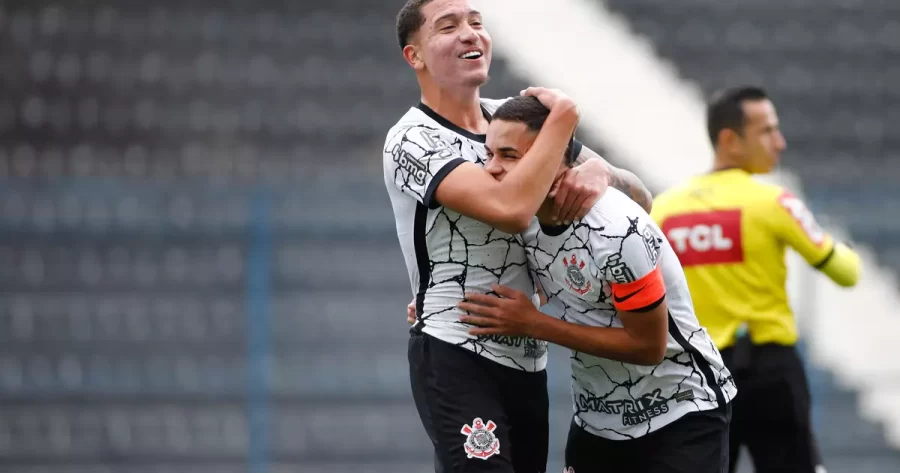 Corinthians goleia Cuiabá por 6 a 0 e se consolida na liderança do Brasileiro sub-17