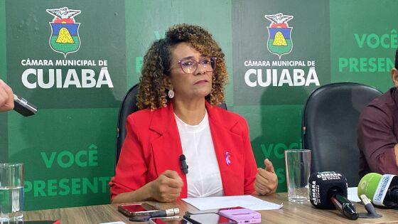 MT:   RACHADINHA PETISTA:   Edna admite que continua ficando com verba da chefe de gabinete; “Não vejo porque mudar”