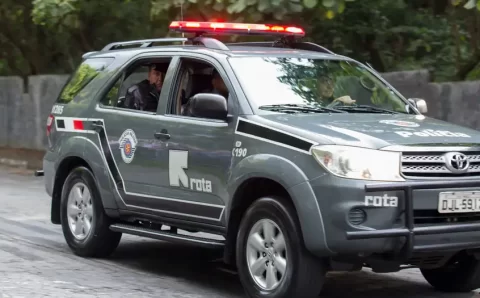 Moradores acusam polícia de caçada em favela de Guarujá