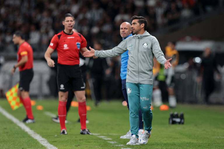 Após terceira vitória seguida, Abel justifica má fase anterior do Palmeiras: “Vários jogadores lesionados”