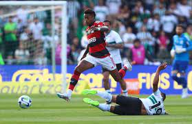 Bruno Henrique analisa vitória do Flamengo e garante perseguição ao Botafogo no Brasileirão