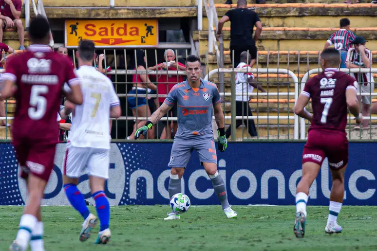 ​​​​​​​Fábio fala sobre Fluminense jogar no Raulino de Oliveira e parabeniza elenco após vitória