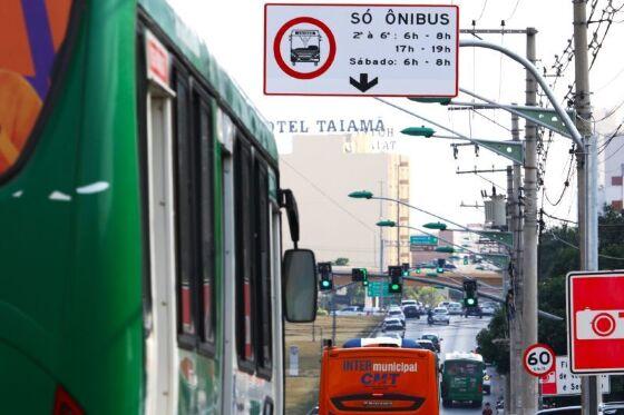 MT:  HORÁRIO PADRÃO:   Todas as faixas exclusivas de ônibus começarão a valer no dia 1º de outubro, somente nos horários de pico de segunda a sexta-feira