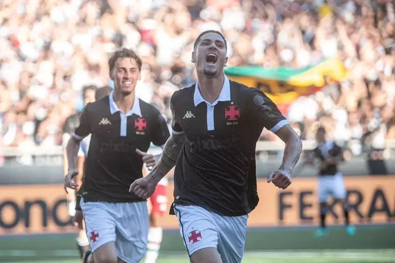 Praxedes projeta encontro com a torcida do Vasco em São Januário: “Vai ser especial”