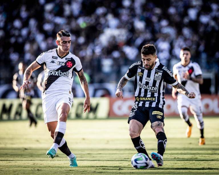 Contra Vasco, Santos fecha sequência contra adversários diretos no Brasileirão