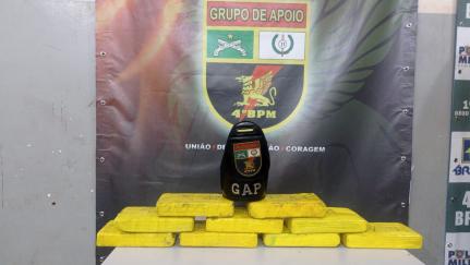 Homem é preso com 9 tabletes de cocaína em Várzea Grande