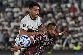 Fábio exalta atuação do Fluminense após classificação à semifinal da Libertadores