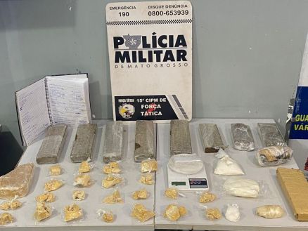 Força Tática prende três homens com tabletes de maconha e porções de pasta base