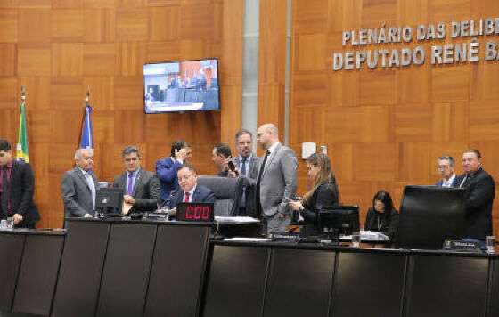 MT:  IMPACTO AMBIENTAL:   Deputados se posicionam contrários a construções de PCHs no rio Cuiabá