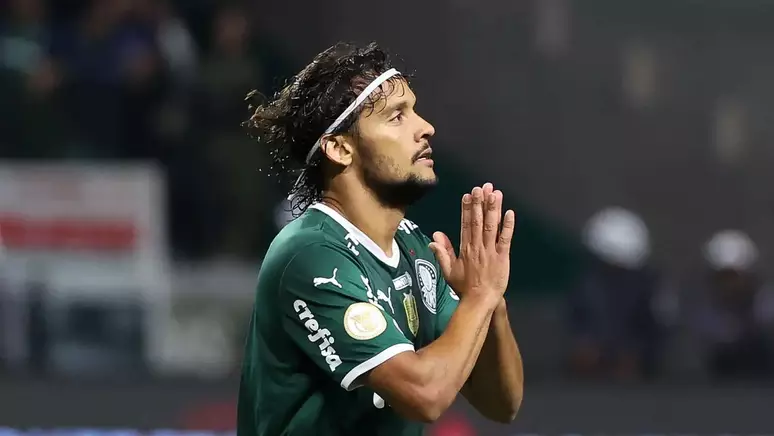 Site inglês coloca Gustavo Scarpa na mira de Palmeiras, Flamengo e Fluminense