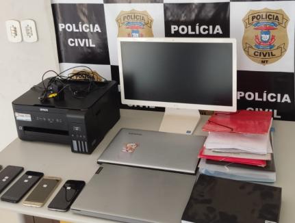 Polícia prende 4 membros de quadrilha que ordenada roubos de grãos da cadeia