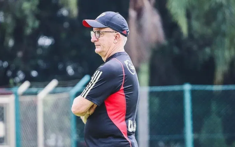 Dorival Júnior tem 3ª intertemporada no São Paulo em 2023 graças à Data Fifa