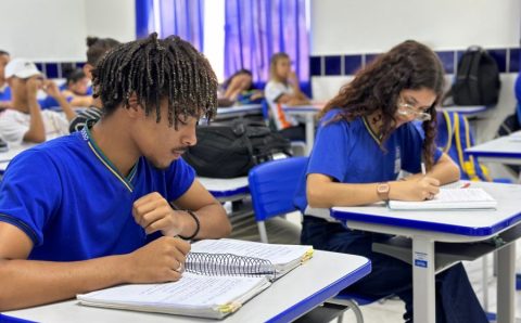 MT:  Escolas estaduais intensificam aulas preparatórias para o Enem 2023