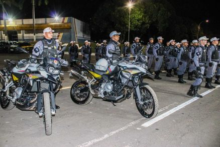 Batalhão de Trânsito realiza formatura de agentes