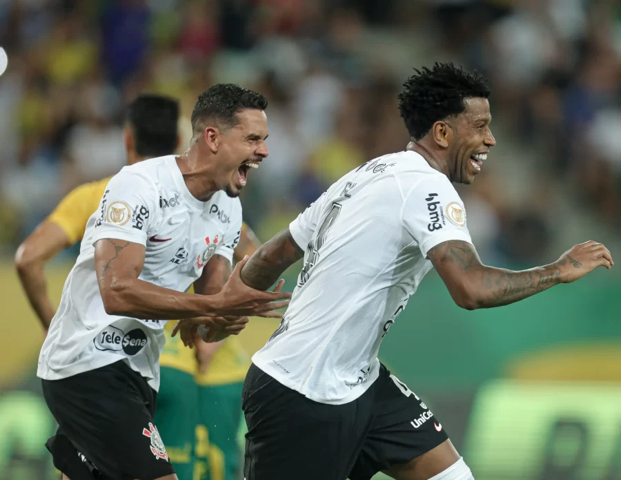 Corinthians detém maior série invicta do Brasileirão e ganha força contra o rebaixamento