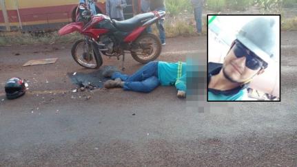 Motociclista que morreu após colidir com reboque é identificado