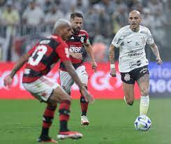 Técnico interino, Mário Jorge analisa empate do Flamengo com o Corinthians: “Nossa construção funcionou bem”