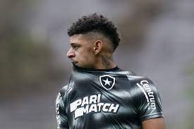 Botafogo deve ter Luís Henrique titular contra o Cuiabá; veja a provável escalação