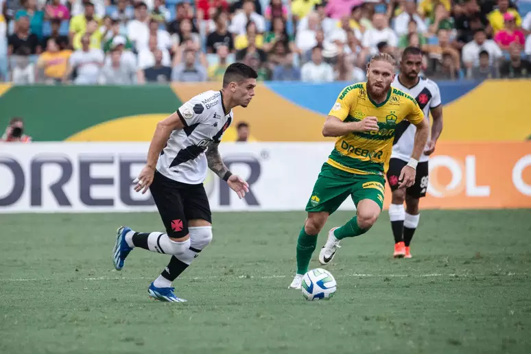 Ainda no Z4, Vasco bate Cuiabá e quebra série de três rodadas em jejum no Brasileirão