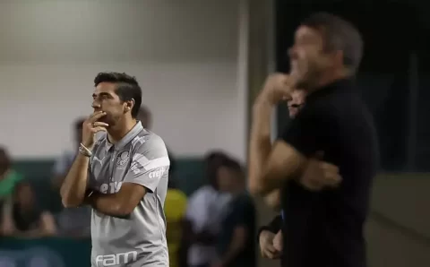 Abel vê sequência “insana” de jogos e critica CBF após vitória do Palmeiras: “É uma vergonha”