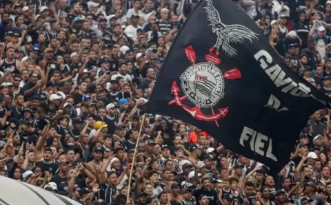 Torcida do Corinthians esgota ingressos para duelo com Cruzeiro