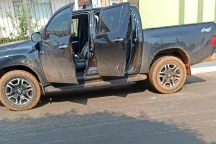 ASSALTO COM REFÉM: Após roubar Hilux, ladrão entra em confronto com a PM e é morto