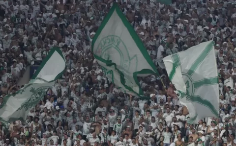 Com preços mais baixos, Palmeiras anuncia venda de ingressos para jogo contra o Internacional, na Arena Barueri