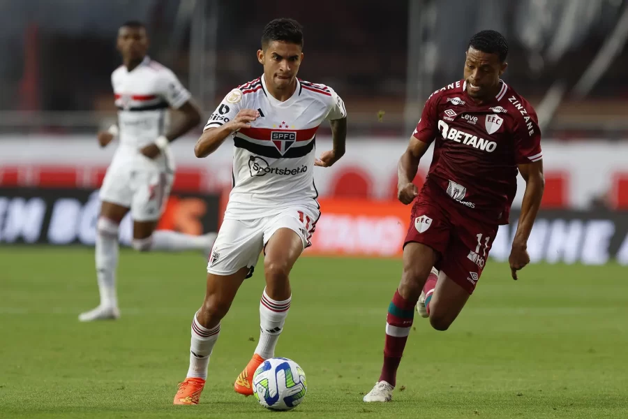 Fluminense e São Paulo negociam “jogo das faixas” em encontro pelo Brasileirão