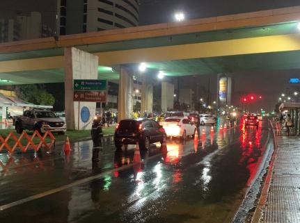 Operação prende 15 motoristas bêbados na avenida do CPA