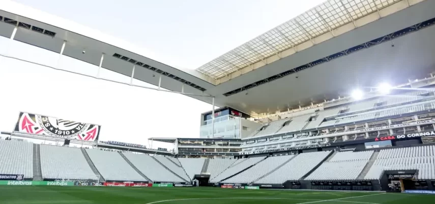 Corinthians repudia invasão de torcedores no Parque São Jorge e classifica episódio como “lamentável”