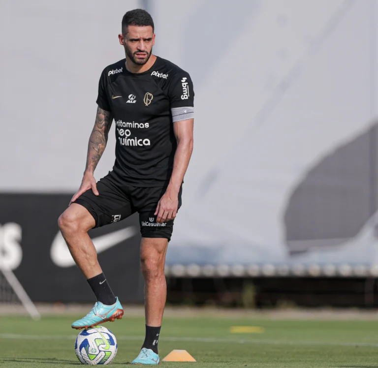 Corinthians finaliza preparação para enfrentar o Atlético-MG no Brasileiro; veja time provável