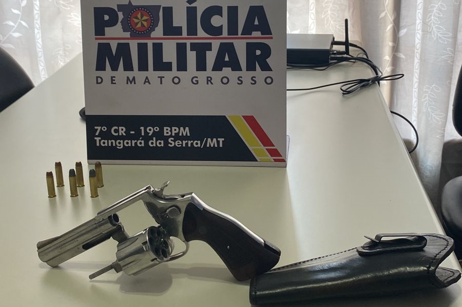 COMBATE AO CRIME: Em ação contra o tráfico internacional de drogas, PM prende suspeito por porte ilegal de armas