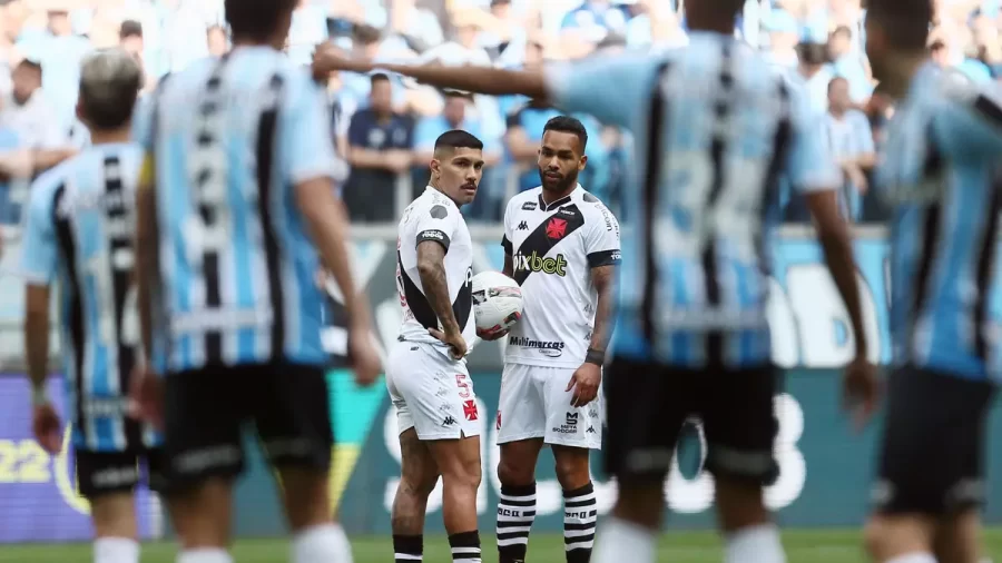 Vasco busca quebrar tabu contra o Grêmio na Arena para seguir na luta contra o rebaixamento