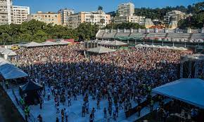 Torcedores do Fluminense acompanham classificação à final do Mundial nas Laranjeiras