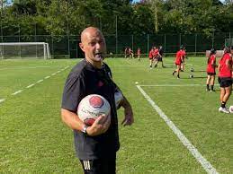 Próximo de vaga na semi da Copinha feminina, técnico do São Paulo avalia Fluminense