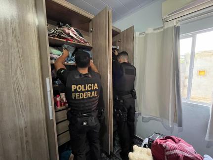 PF apreende celular com 178 imagens de pornografia e abuso infantil em MT